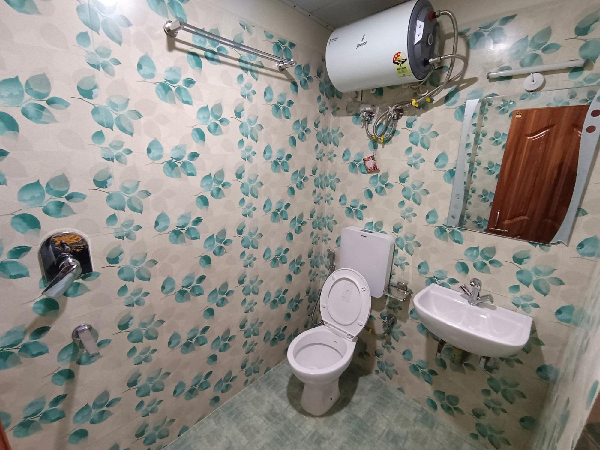 Shillong Perk Guest House Exteriör bild