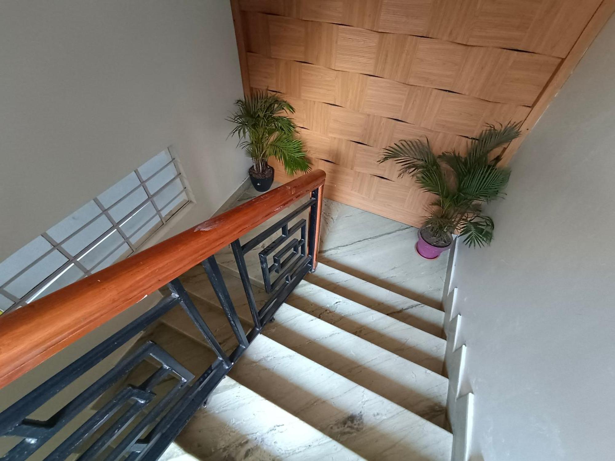 Shillong Perk Guest House Exteriör bild